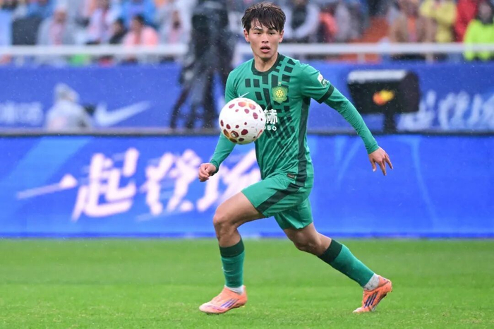 北京国安新援助力战术革新 球迷热情不减