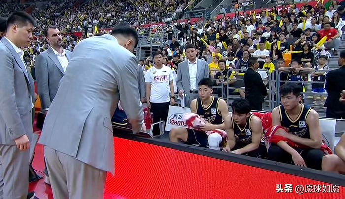 广东爆冷不敌福建 辽宁遭浙江逆转 影响季后赛格