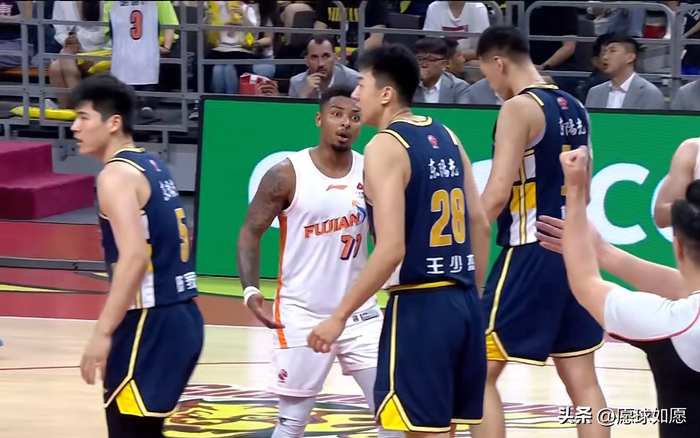 广东爆冷不敌福建 辽宁遭浙江逆转 影响季后赛格