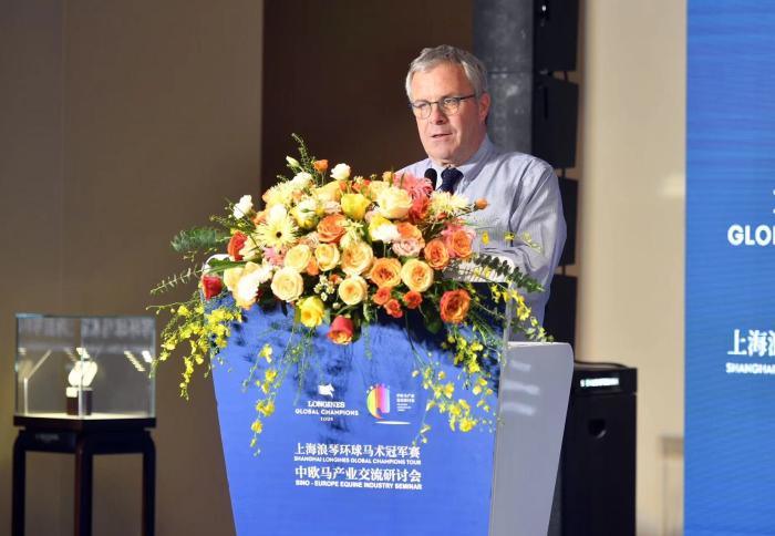 马跃十年：李耀锋在上海久事国际马术中心中欧